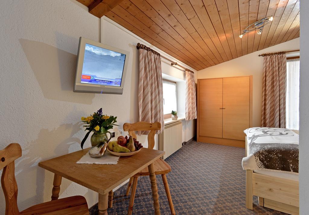 Appartementhaus Kostenzer Fügen Pokój zdjęcie